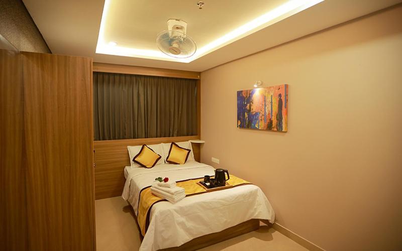 Hotel Emirates Kannangad Exterior photo